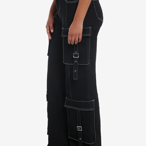 Black Cargo Pants with buckles - Picture 2 of 6